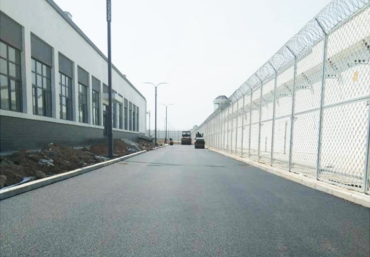 嘉祥魯寧監獄路面攤鋪